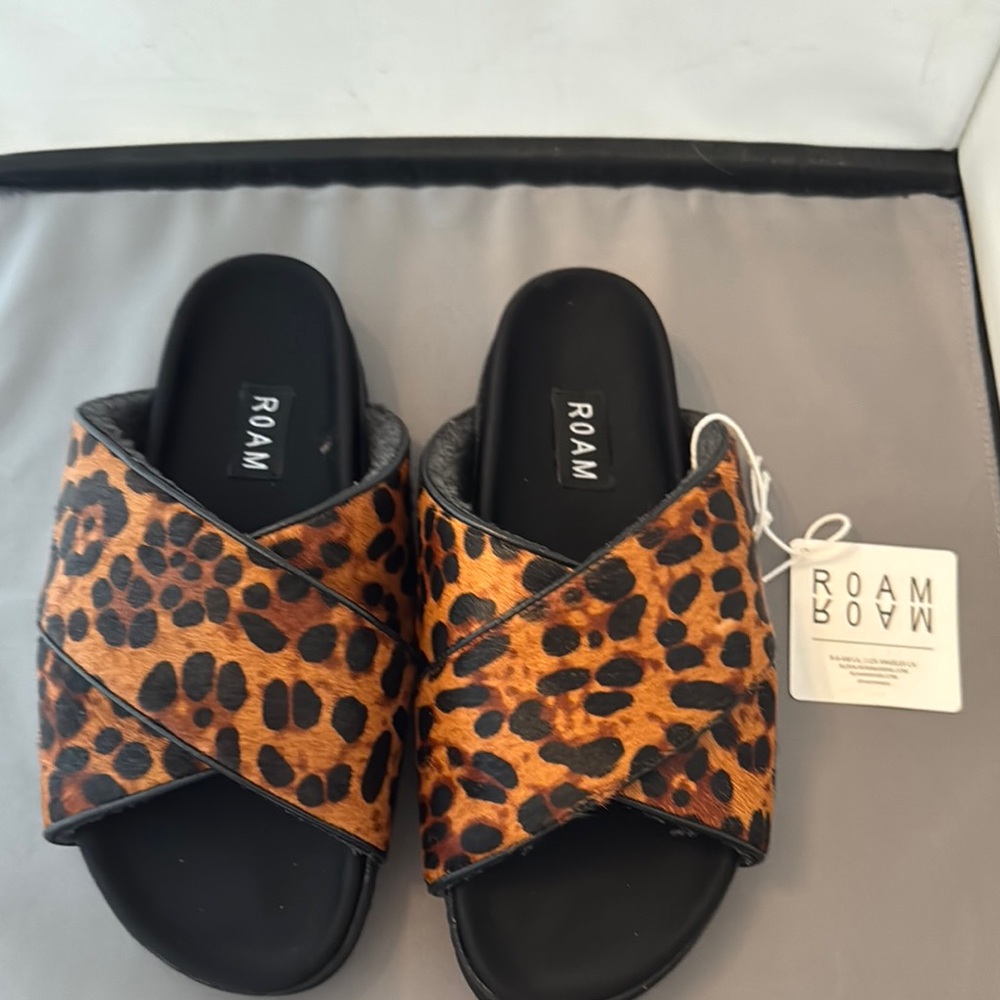 ROAM Animal Print Slide Sandals size 39 New